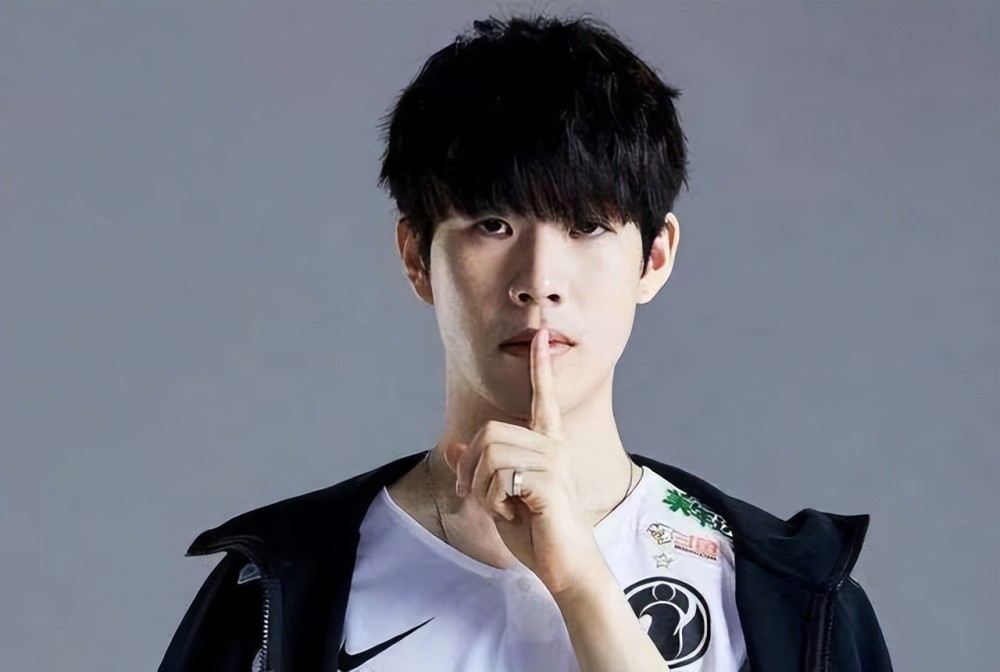 2022KPL夏季赛常规赛W7最佳选手——重庆狼队.小胖