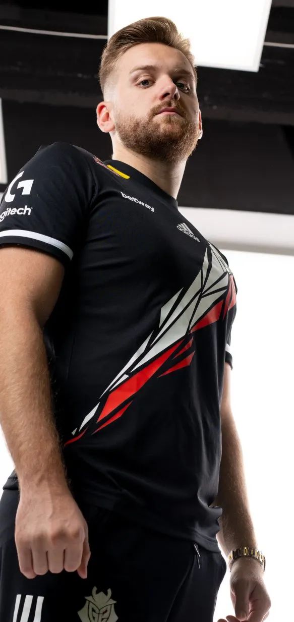 我们明天再战！Baicai Eco的三杀很难稳定局势。GL连续得分5分，击败了 TyLoo 2-1。